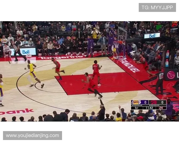 原创湖人队123-120猛龙！詹姆斯连续1297场上双纪录终结，里夫斯44分